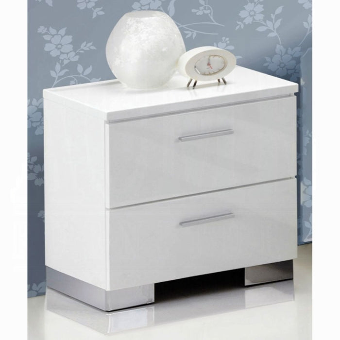 Lorimar Nightstand - FAMSA Furniture (TX)