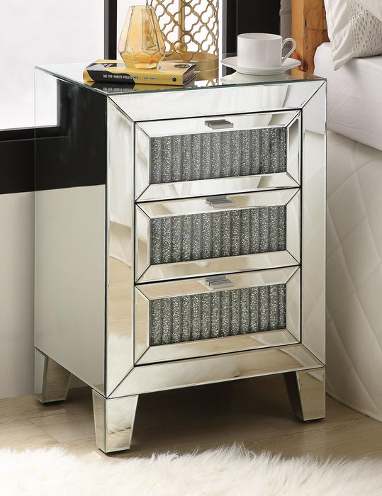 Caesia Mirrored & Faux Diamonds Accent Table - FAMSA Furniture (TX)