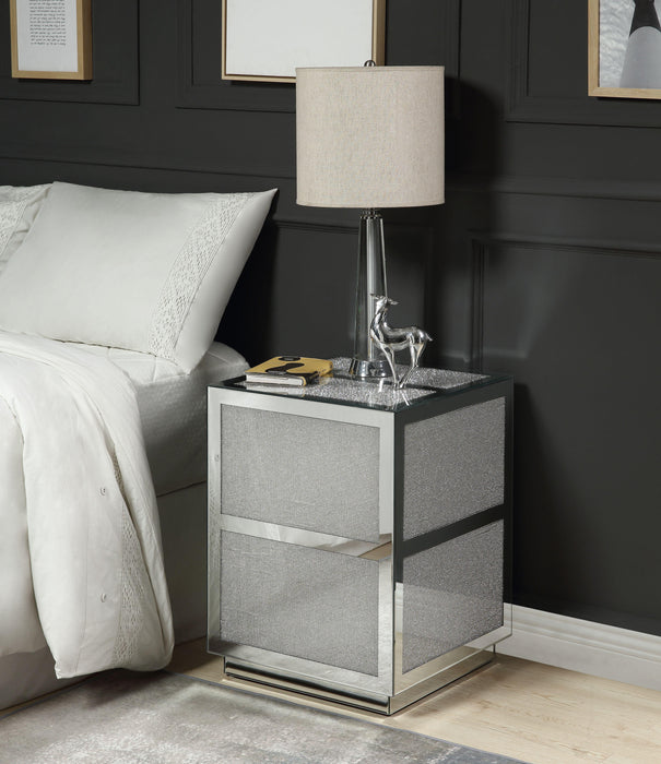 Lavina Mirrored & Faux Diamonds End Table - FAMSA Furniture (TX)