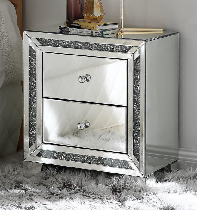 Noralie Mirrored & Faux Diamonds Accent Table - FAMSA Furniture (TX)