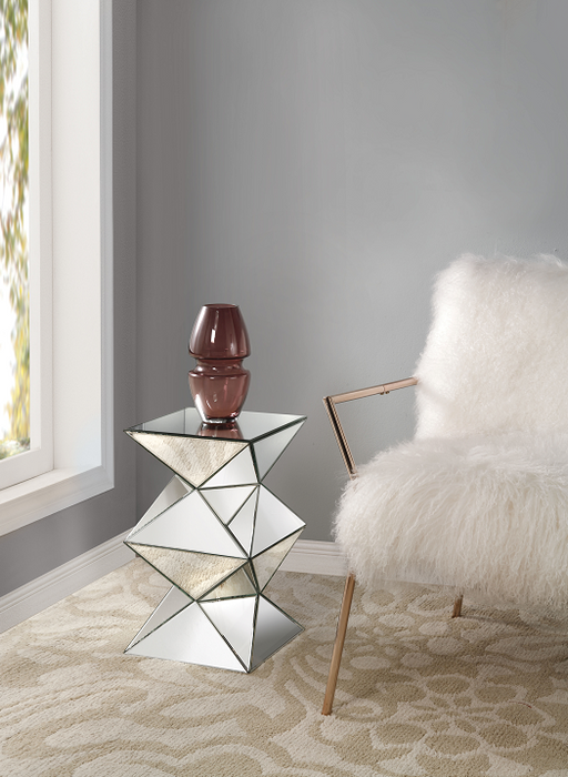 Nyoka Mirrored Pedestal Stand - FAMSA Furniture (TX)