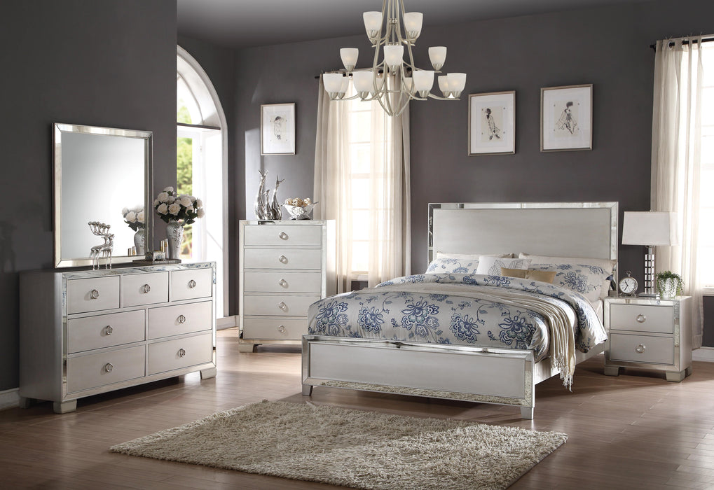 Voeville II Platinum Queen Bed - FAMSA Furniture (TX)
