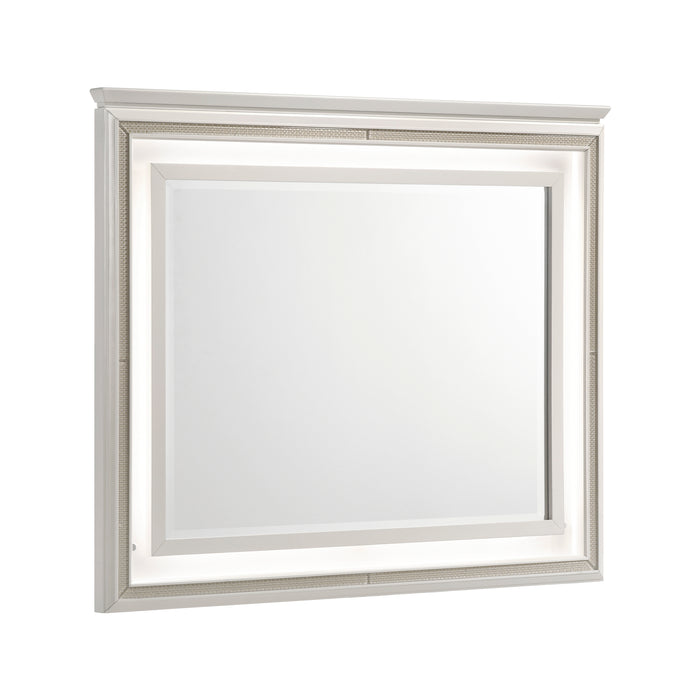 1383-6 Mirror image