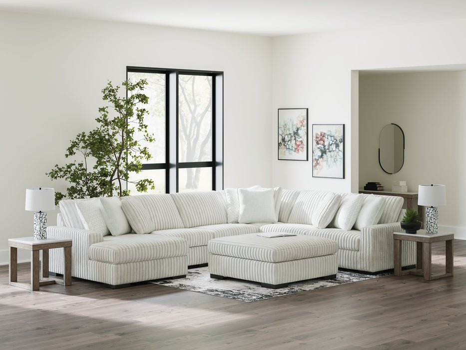 Stupendous Sectional with Chaise - FAMSA Furniture (TX)