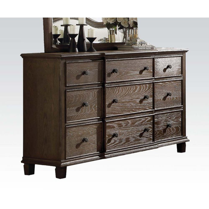 Dresser