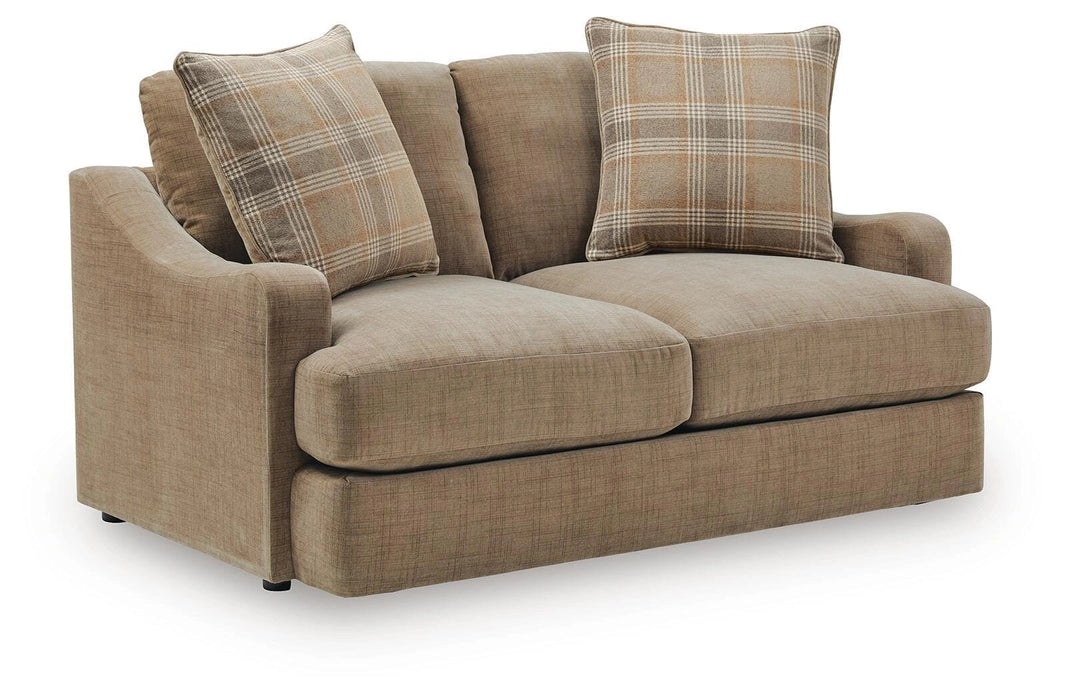 ChloeeAnne Loveseat