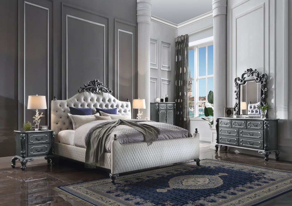 House Delphine Mirror - Image 3