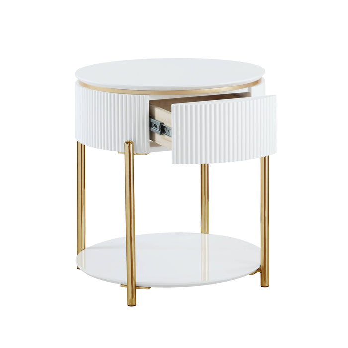 Daveigh End Table - Image 10