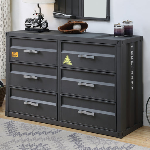 Dresser