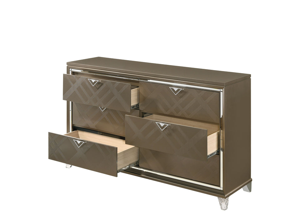 Skylar Dresser - Image 8