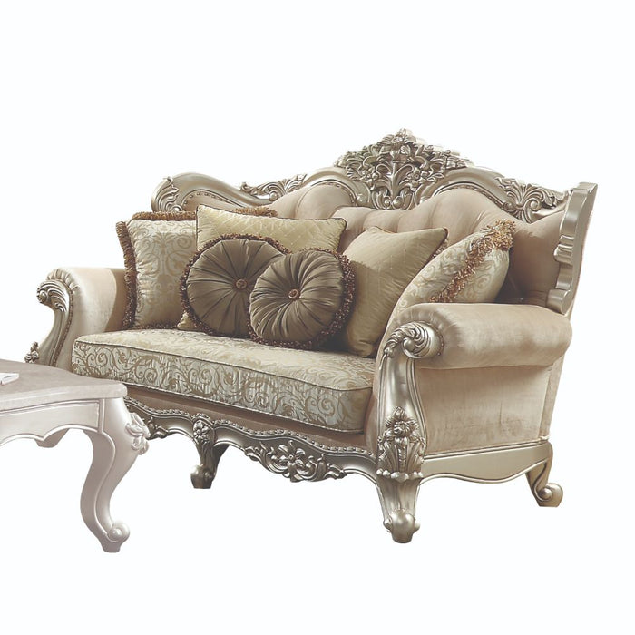 Loveseat w/5 Pillows(Same LV01580)