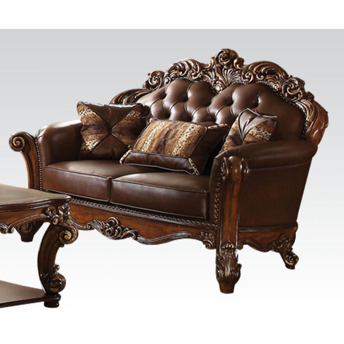 Loveseat w/3 Pillows