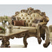 Vendome Loveseat w/3 Pillows