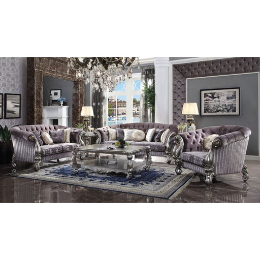 Sofa w/7 Pillows
