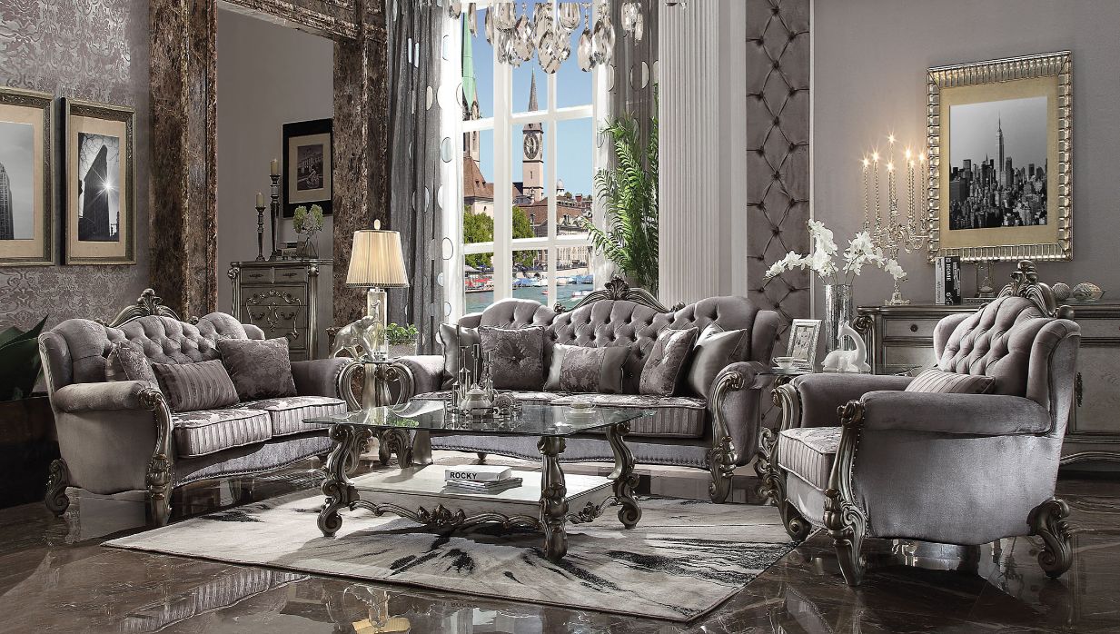 Sofa w/5 Pillows