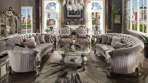 Sofa w/5 Pillows
