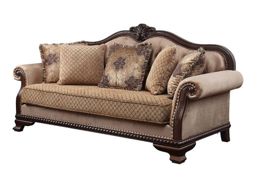 Chateau De Ville Sofa w/5 Pillows(Same LV01588)