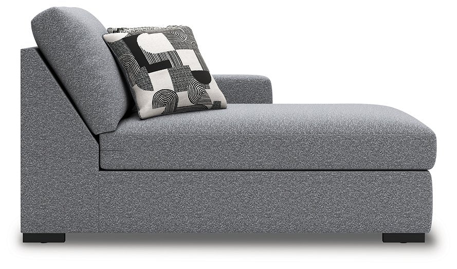 Bealton Sectional with Chaise - FAMSA Furniture (TX)