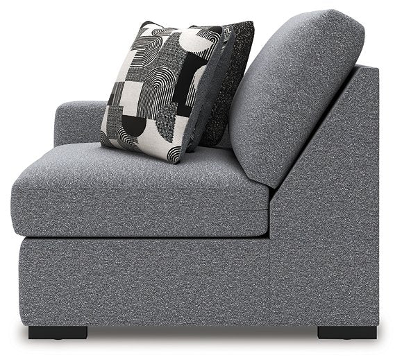 Bealton Sectional with Chaise - FAMSA Furniture (TX)