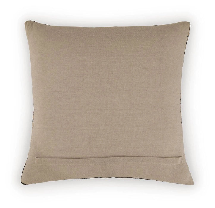 Davinwood Pillow