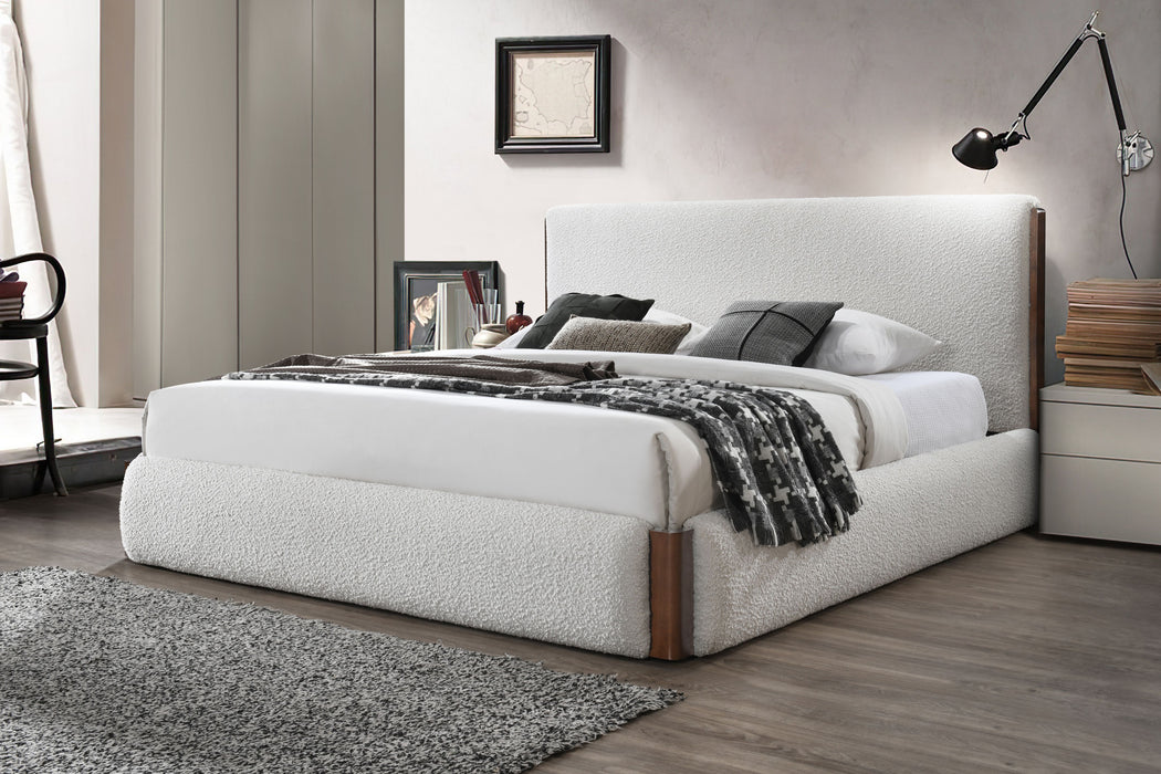 Sandro Queen Bed - Image 15