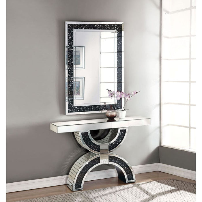 Nysa Console Table - Image 2