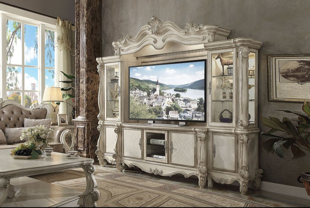 Versailles Entertainment Center - Image 2
