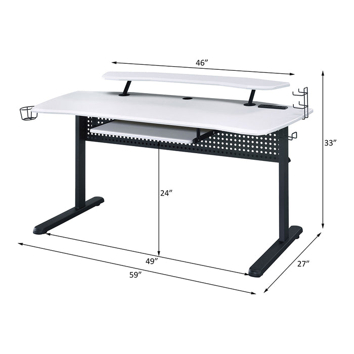 Vildre Gaming Desk w/USB Port - Image 8