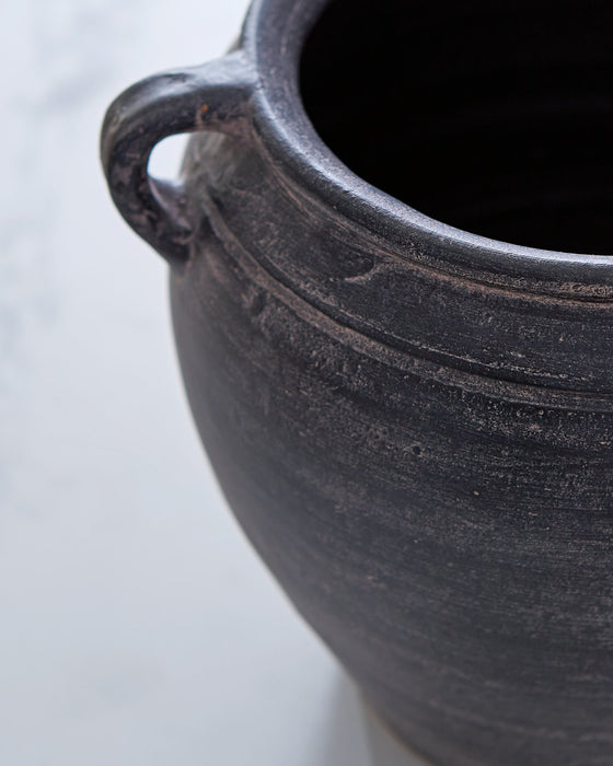 Meadie Vase - FAMSA Furniture (TX)