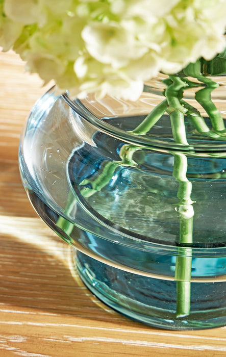 Vallmen Vase - FAMSA Furniture (TX)