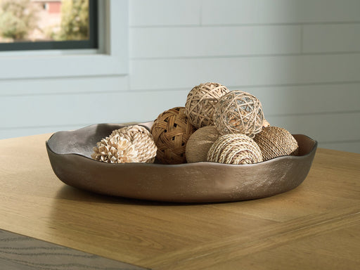 Wallmen Tray - FAMSA Furniture (TX)