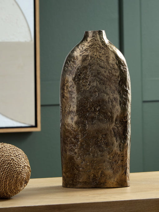 Wallmond Vase - FAMSA Furniture (TX)