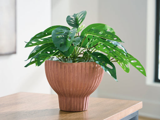 Orban Vase - FAMSA Furniture (TX)