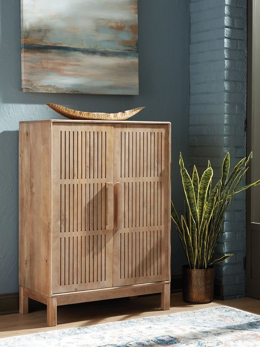 Pellamour Bar Cabinet - FAMSA Furniture (TX)