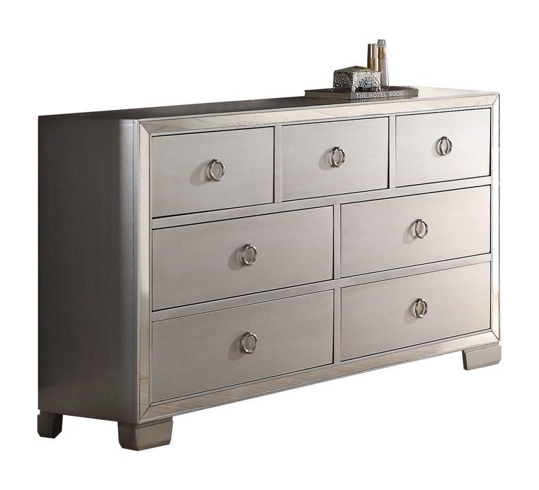 Voeville II Platinum Dresser - FAMSA Furniture (TX)