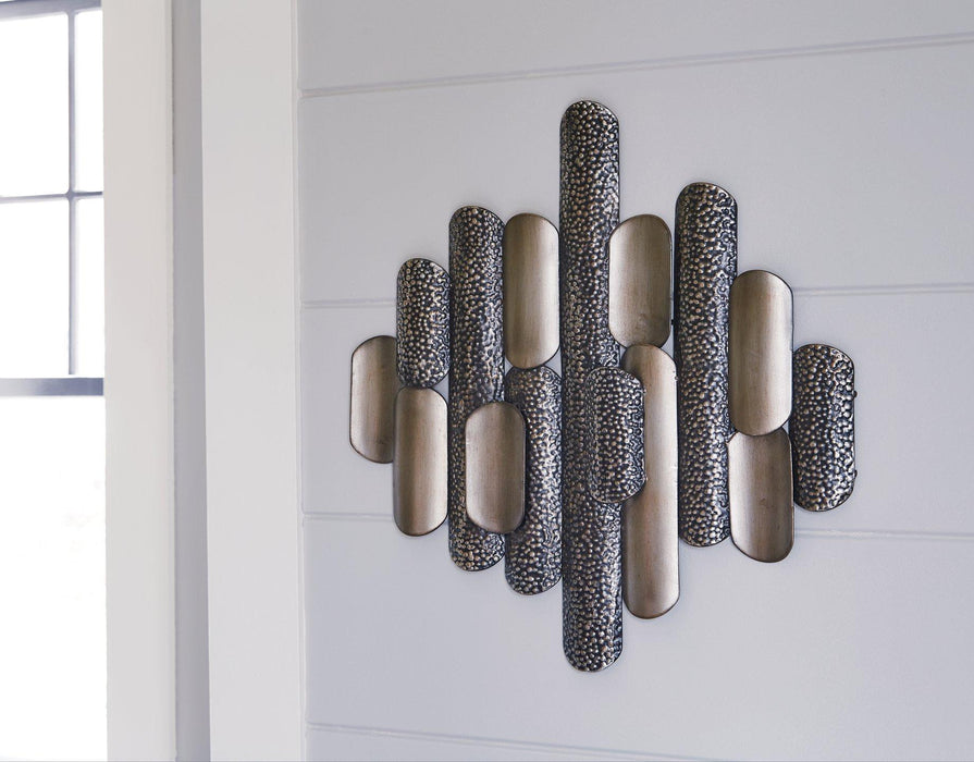 Laddwick Wall Decor - FAMSA Furniture (TX)