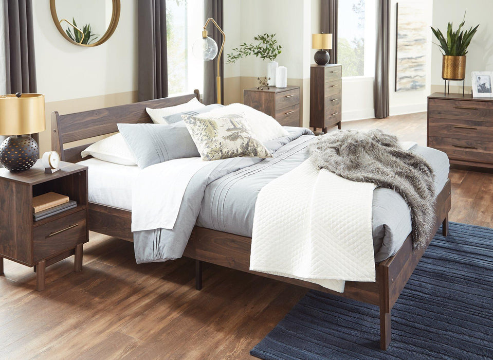 Calverson Bed - FAMSA Furniture (TX)