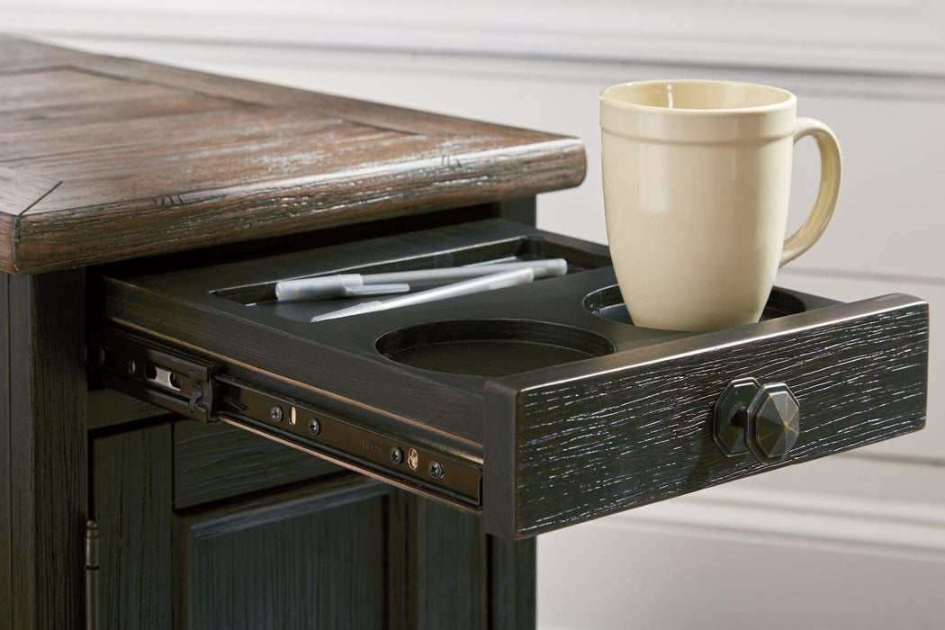 Tyler Creek Table Set - FAMSA Furniture (TX)