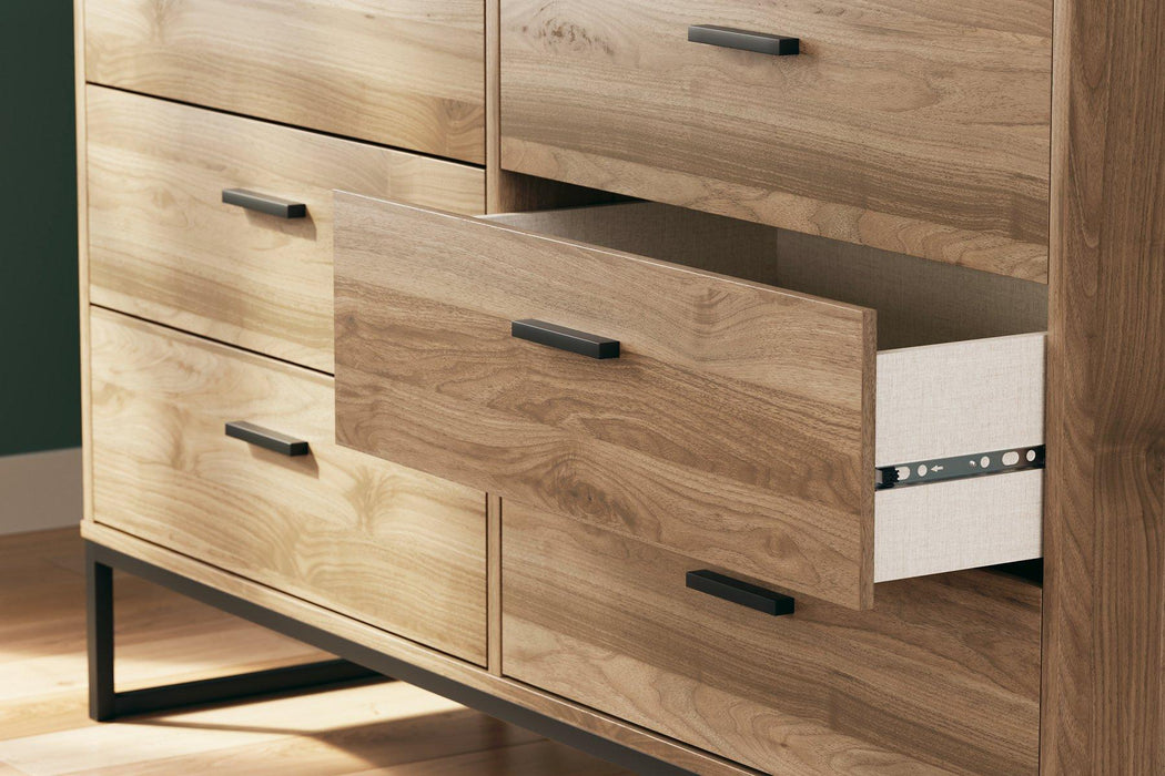 Deanlow Bedroom Package - FAMSA Furniture (TX)