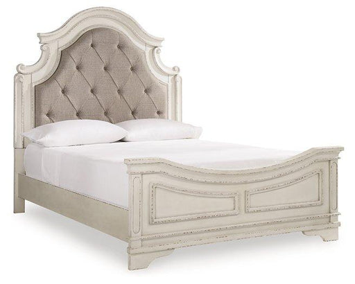 Realyn Upholstered Bed - FAMSA Furniture (TX)