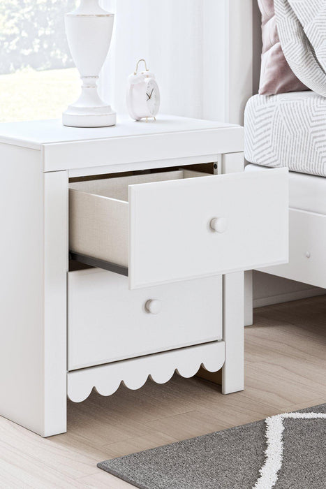 Mollviney Bedroom Set - FAMSA Furniture (TX)