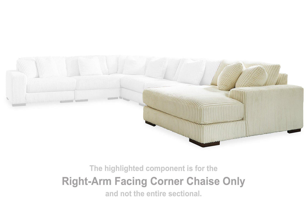 Lindyn Sectional with Double Chaise - FAMSA Furniture (TX)