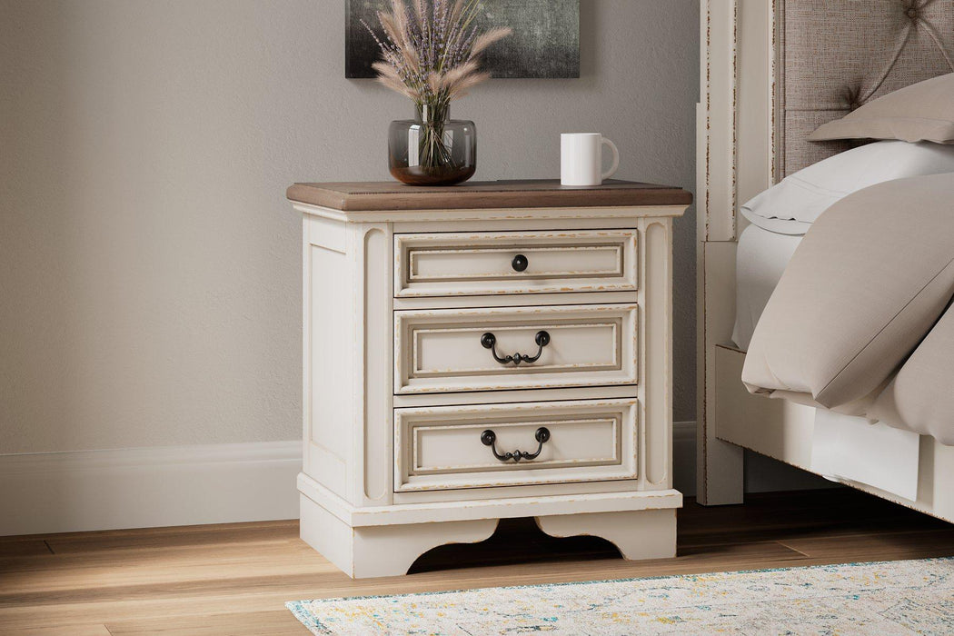 Realyn Bedroom Set - FAMSA Furniture (TX)