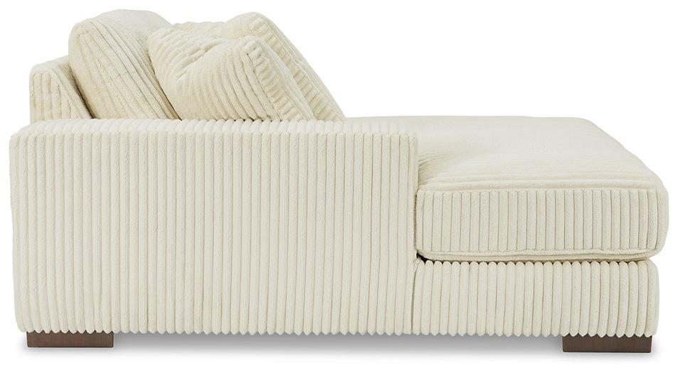 Lindyn Sectional with Double Chaise - FAMSA Furniture (TX)