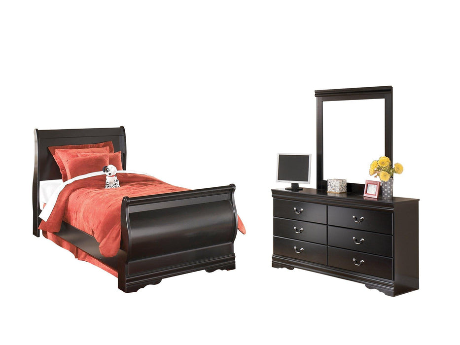 Huey Vineyard Bedroom Set - FAMSA Furniture (TX)