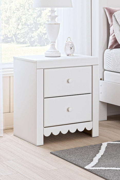 Mollviney Bedroom Set - FAMSA Furniture (TX)