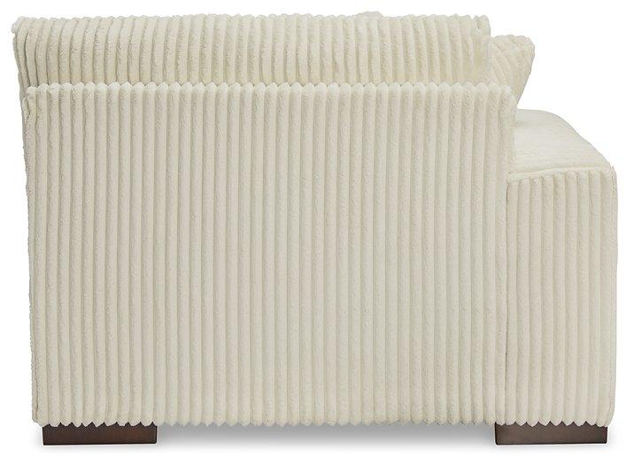 Lindyn Sectional - FAMSA Furniture (TX)
