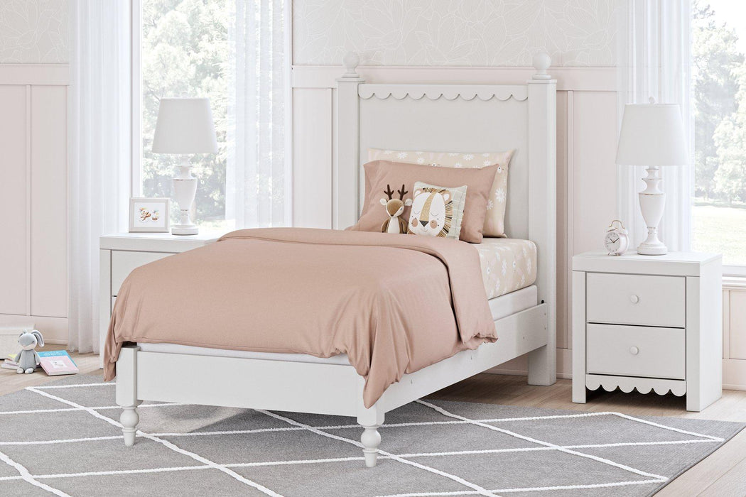 Mollviney Bedroom Set - FAMSA Furniture (TX)
