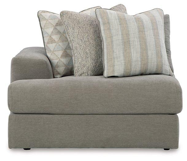 Avaliyah Sectional with Chaise - FAMSA Furniture (TX)