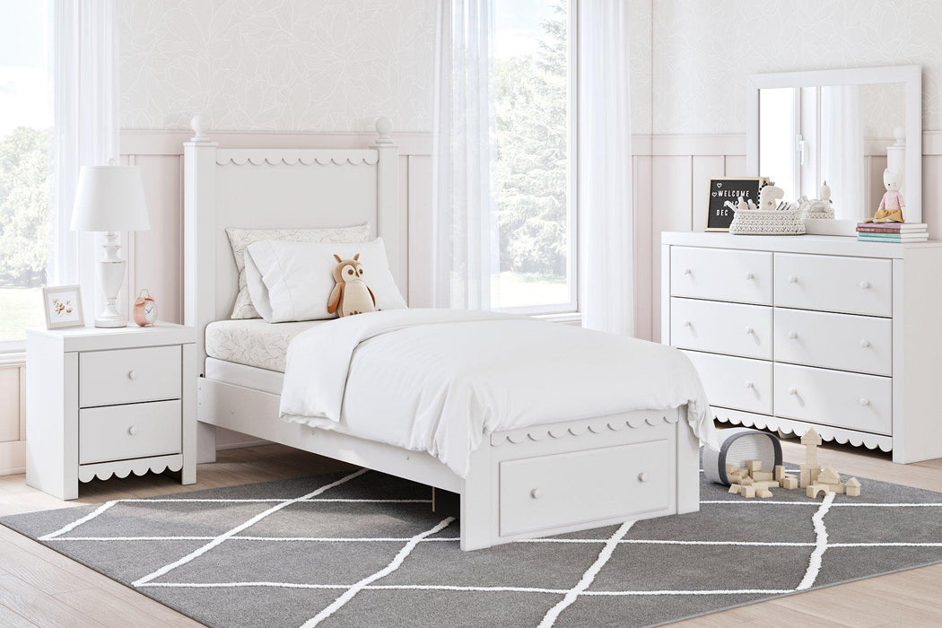 Mollviney Bedroom Set - FAMSA Furniture (TX)